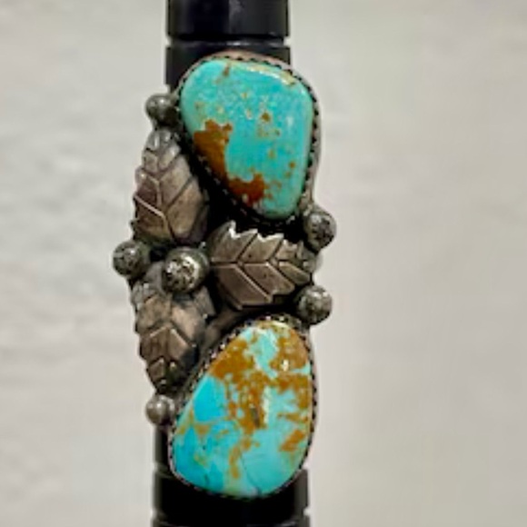 Vintage Native American Navajo (Dinè) Turquoise & Sterling Silver Ring - Picture 5 of 5